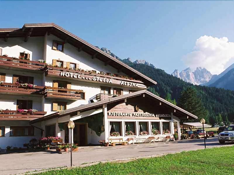 Hotel Stella Alpina Falcade Exterior foto